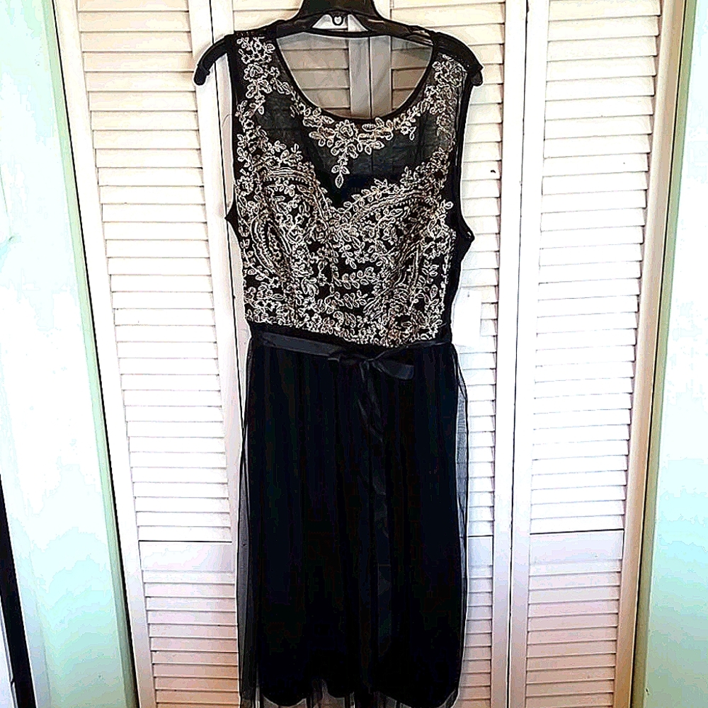 NWT Lia Lee formal dress size 3x
